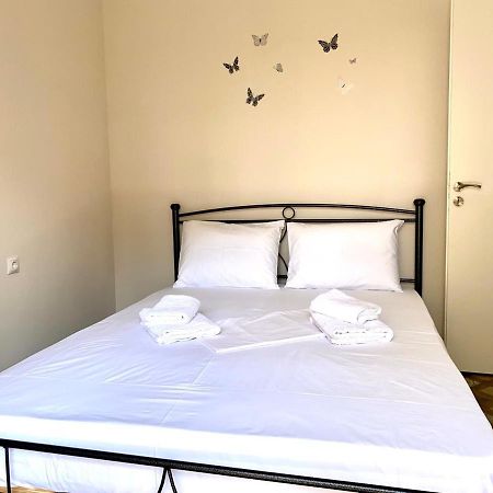 Dafni'S Home Is In 200M To Metro Ag Ioanis Athen Exterior foto
