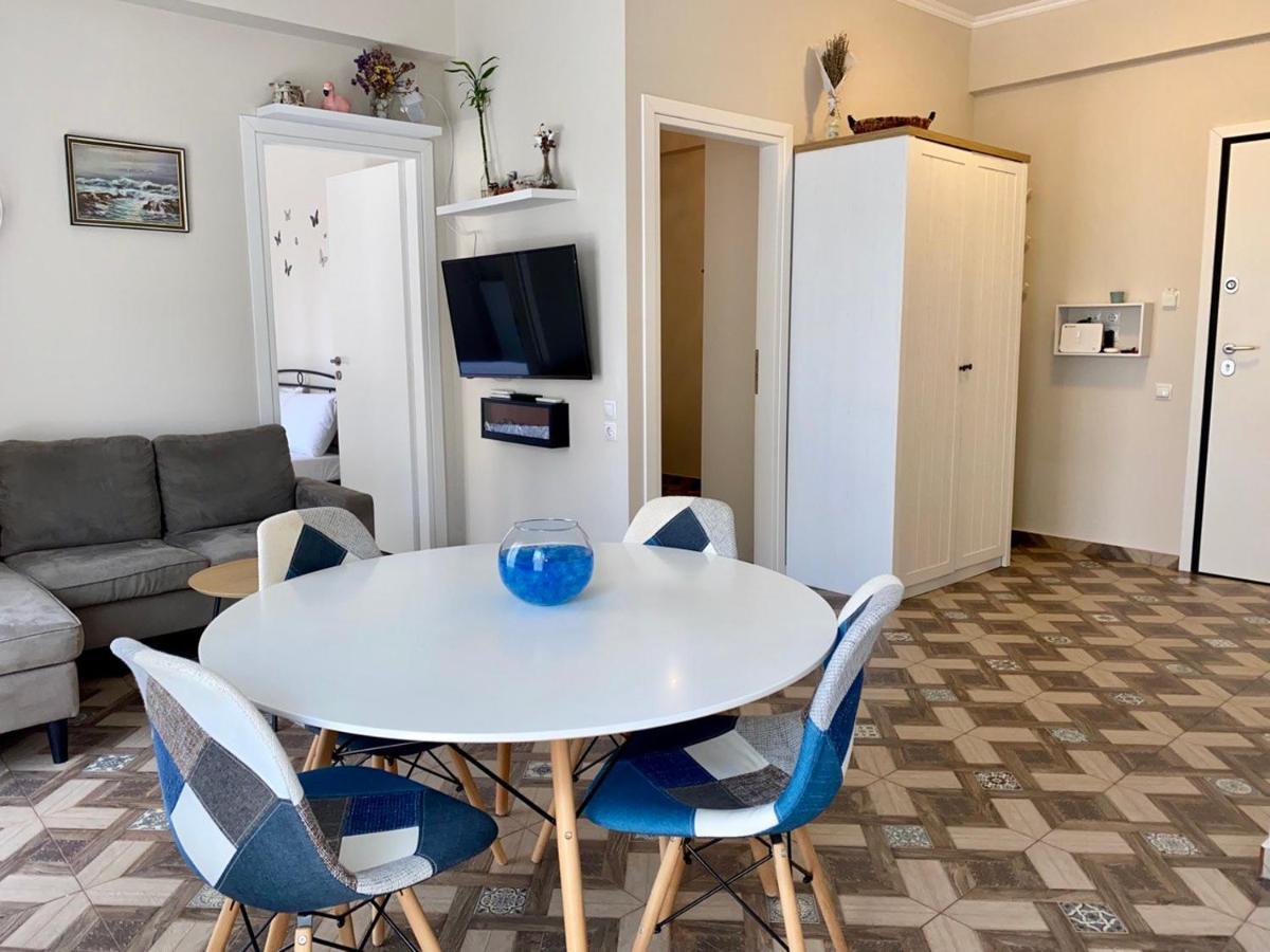 Dafni'S Home Is In 200M To Metro Ag Ioanis Athen Exterior foto